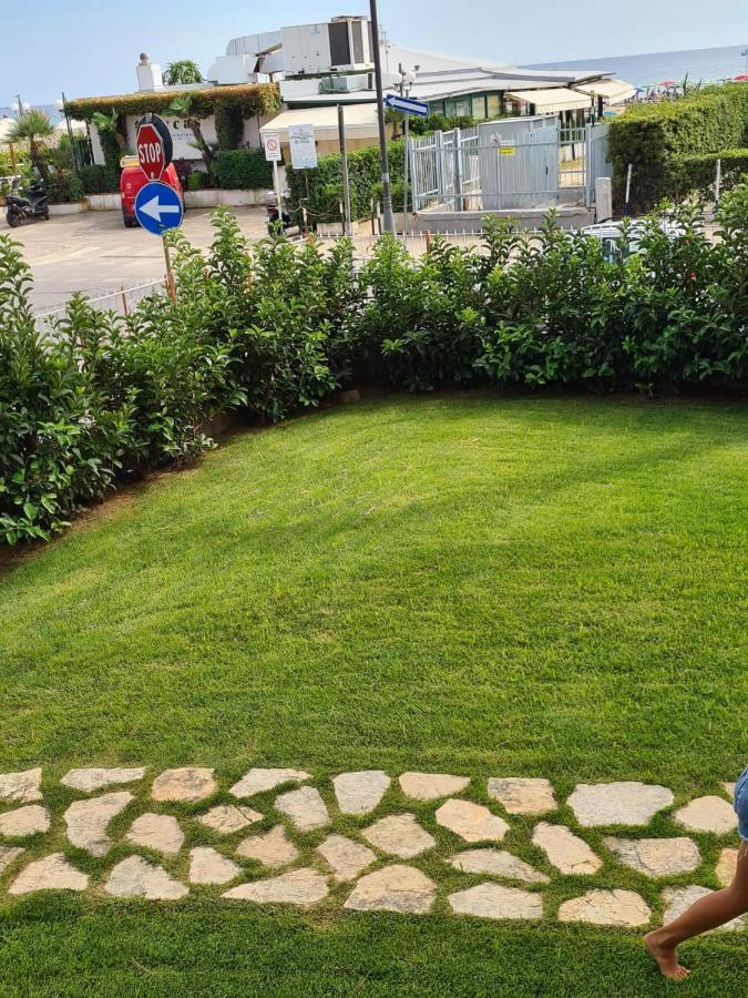 Apartament La Pioggia Nel Pineto Gaeta Zewnętrze zdjęcie