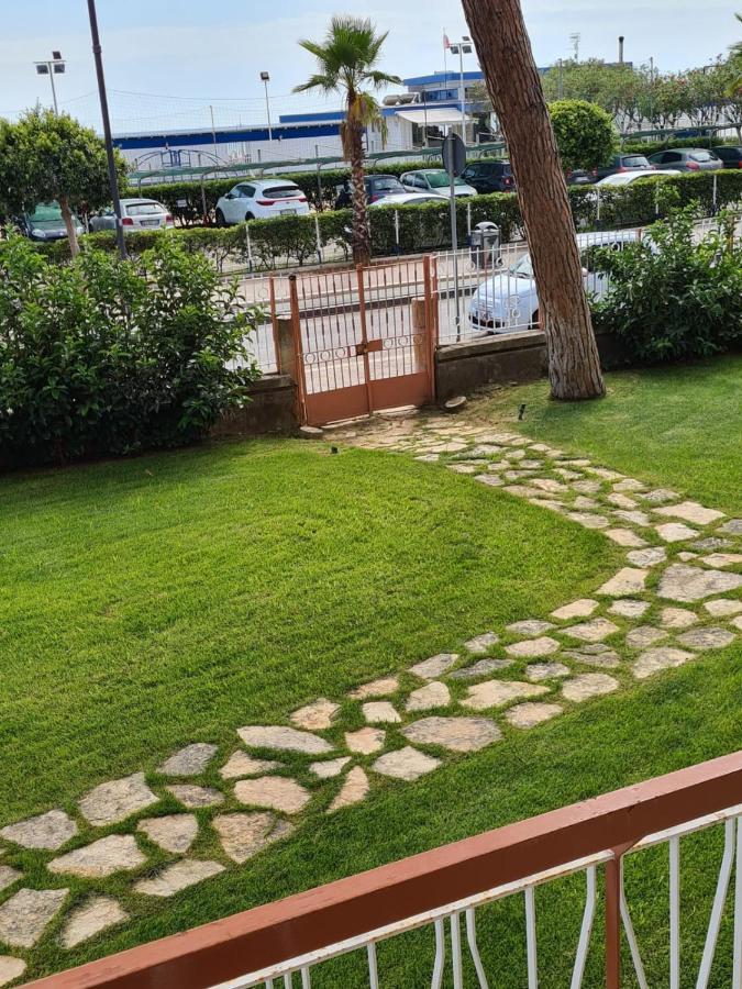 Apartament La Pioggia Nel Pineto Gaeta Zewnętrze zdjęcie